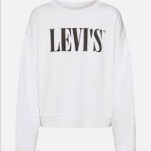 Levi’s oversized sweater